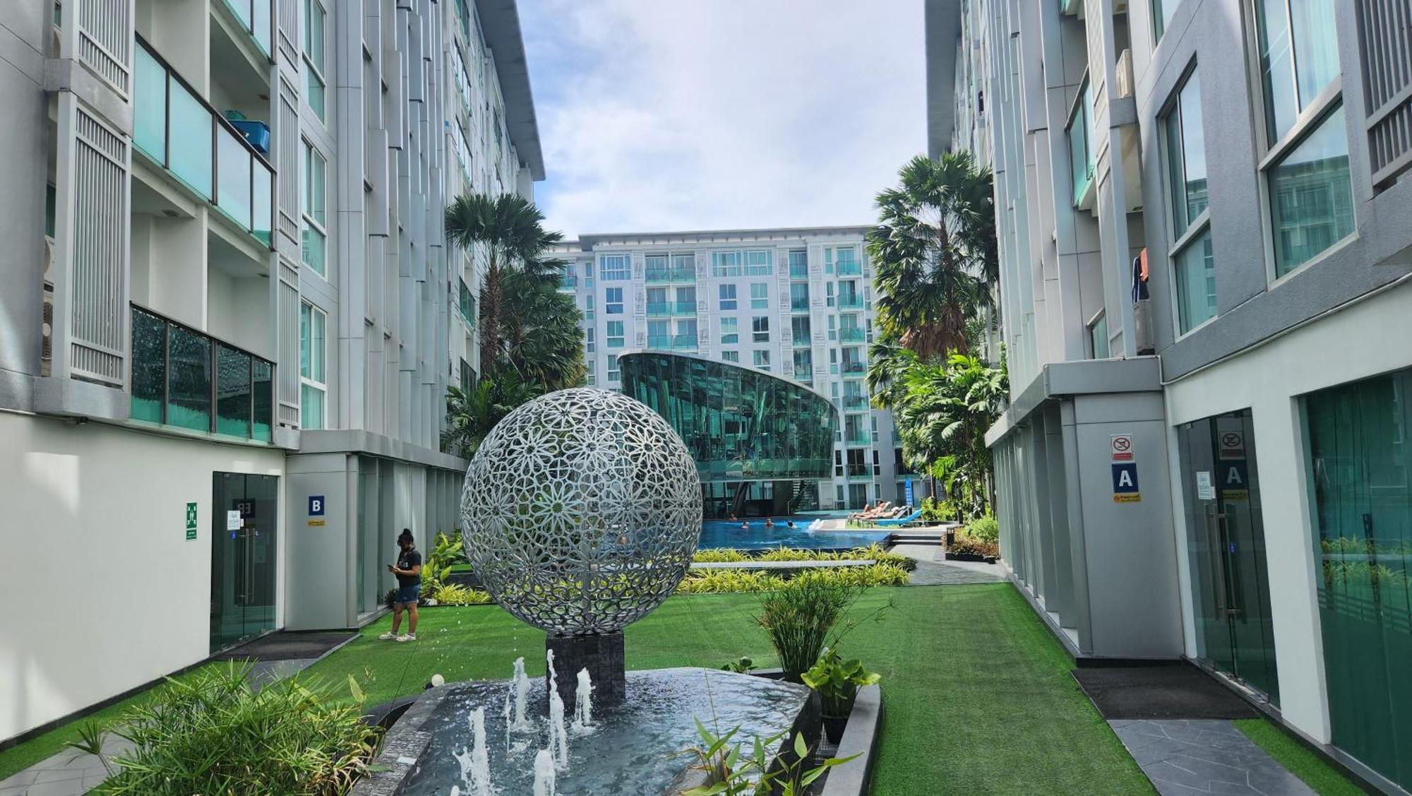 City Center Residentes Ccr Pattaya Y Экстерьер фото