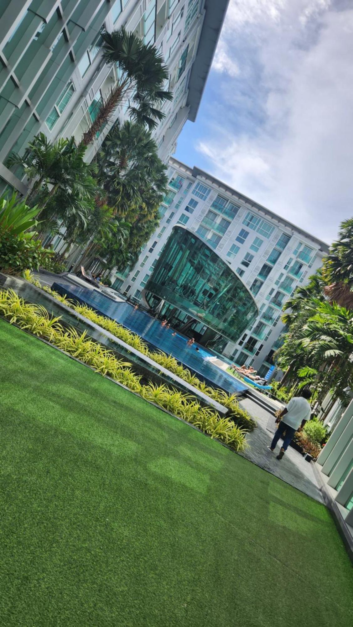 City Center Residentes Ccr Pattaya Y Экстерьер фото